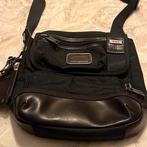 Timing Men’s crossbody Satchel Bag